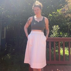 Everlane Chino Skirt, size 8, cream color